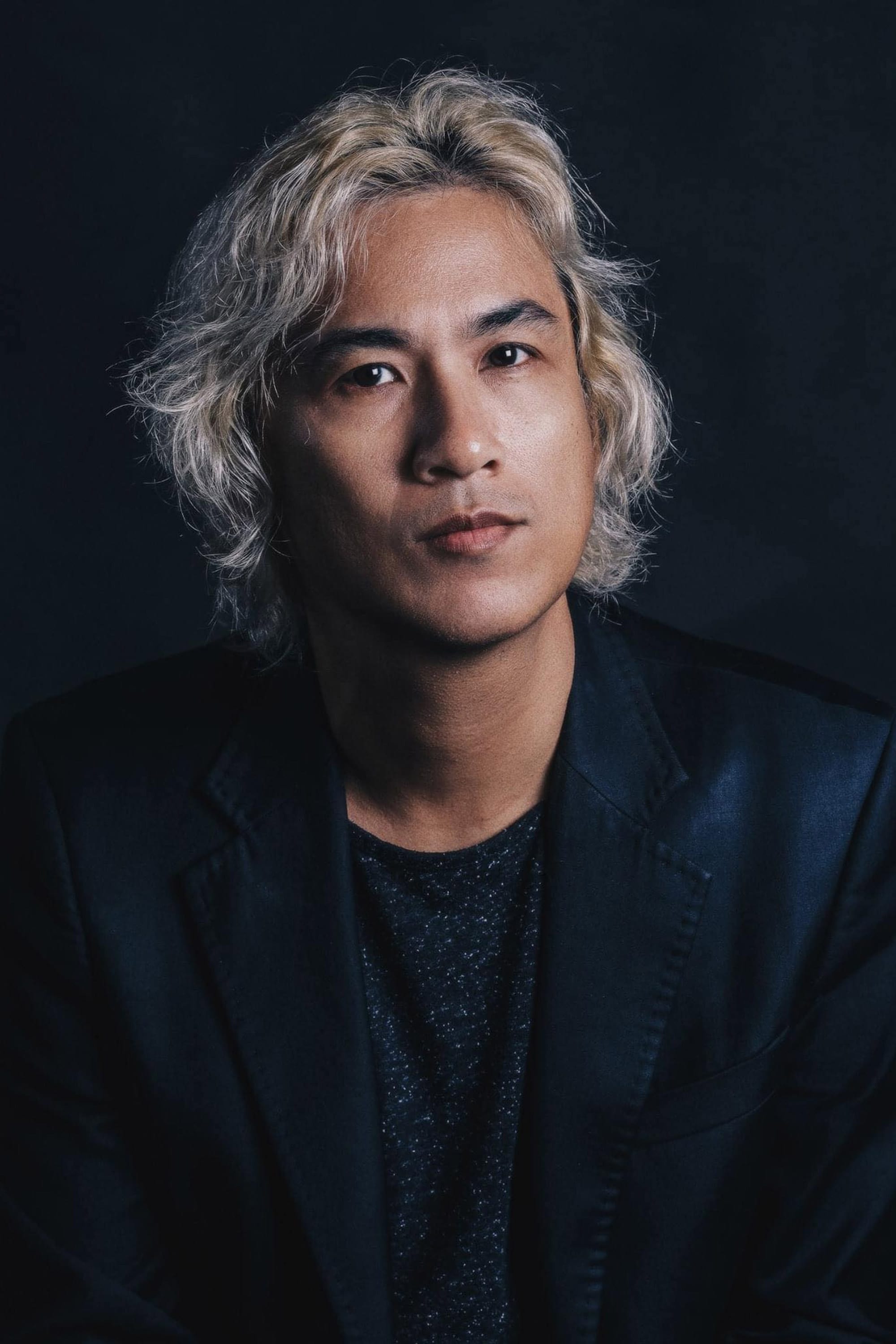 بازیگر Ely Buendia  