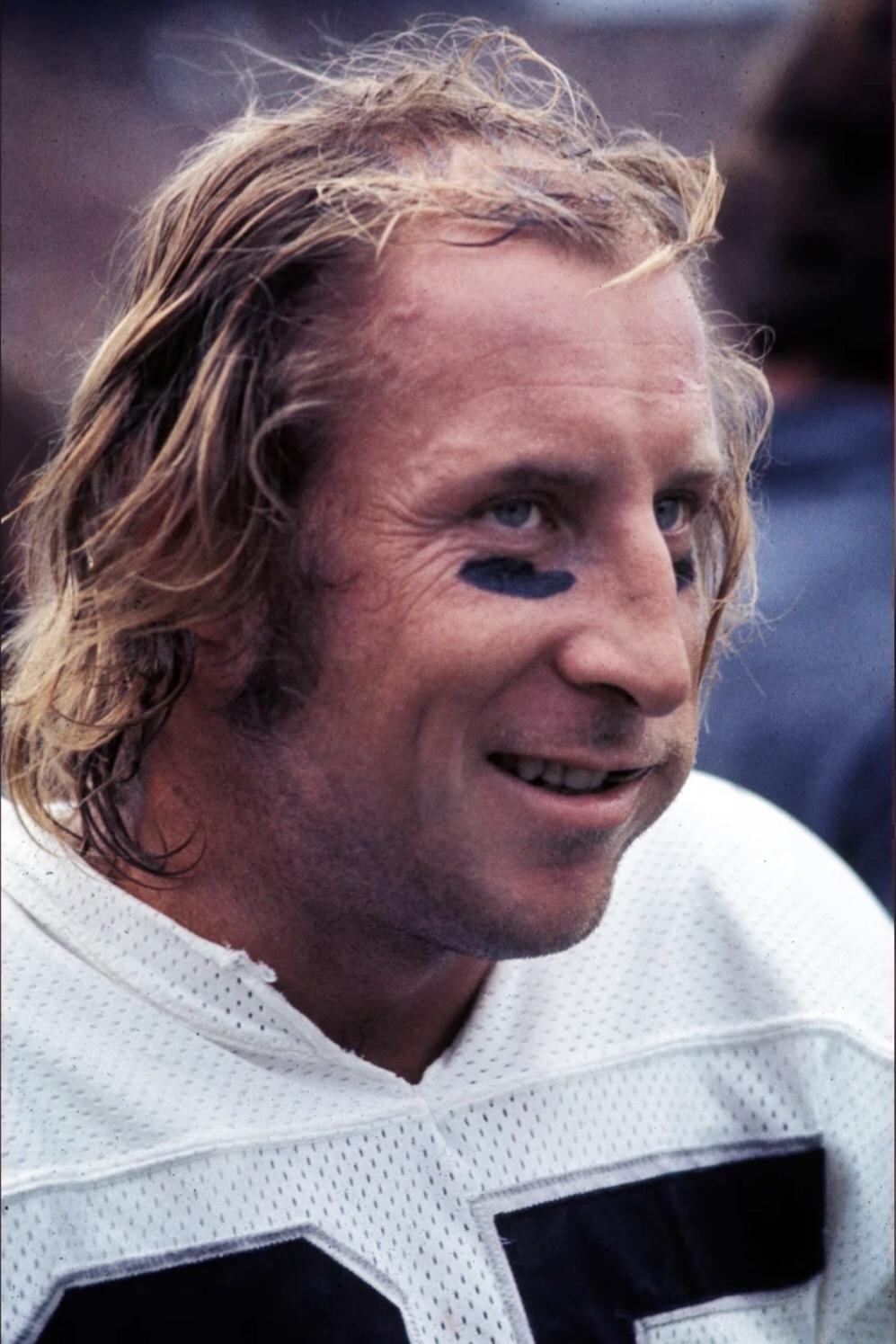 بازیگر Fred Biletnikoff  