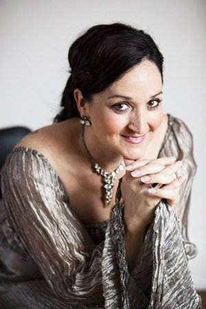 بازیگر Katarina Karnéus  