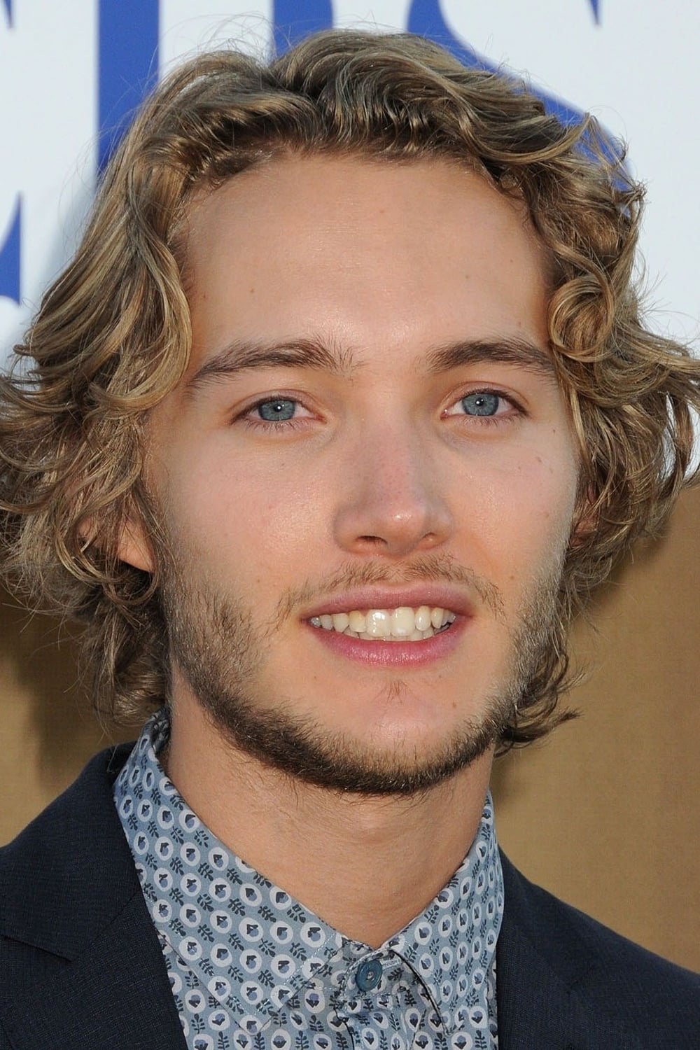 بازیگر Toby Regbo  