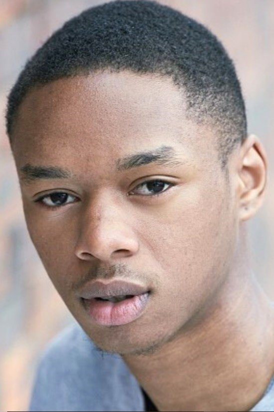 بازیگر Xavien Russell  