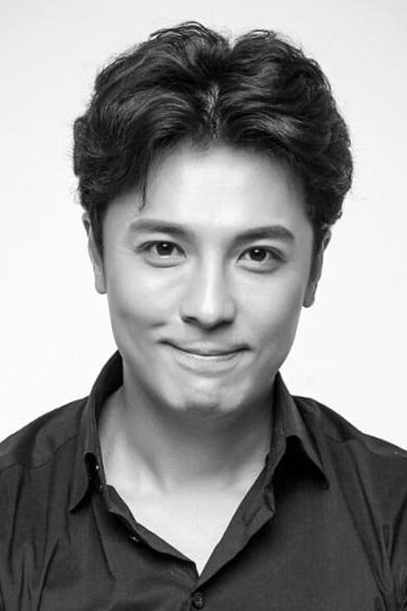 بازیگر Kang Dong-gyun  