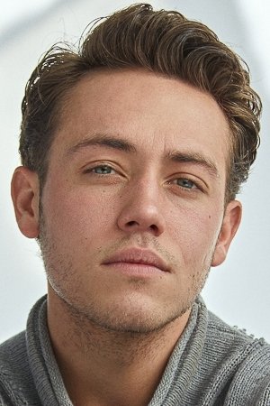 بازیگر Ethan Cutkosky  