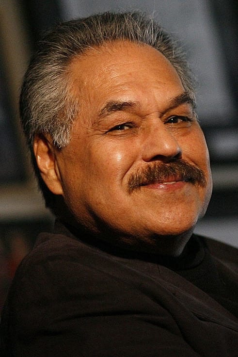 بازیگر Luis Valdez  