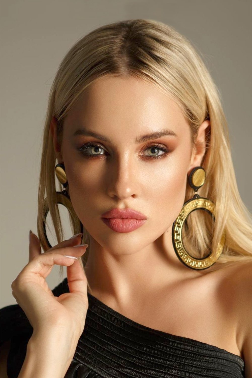 بازیگر Алина Баркалова  