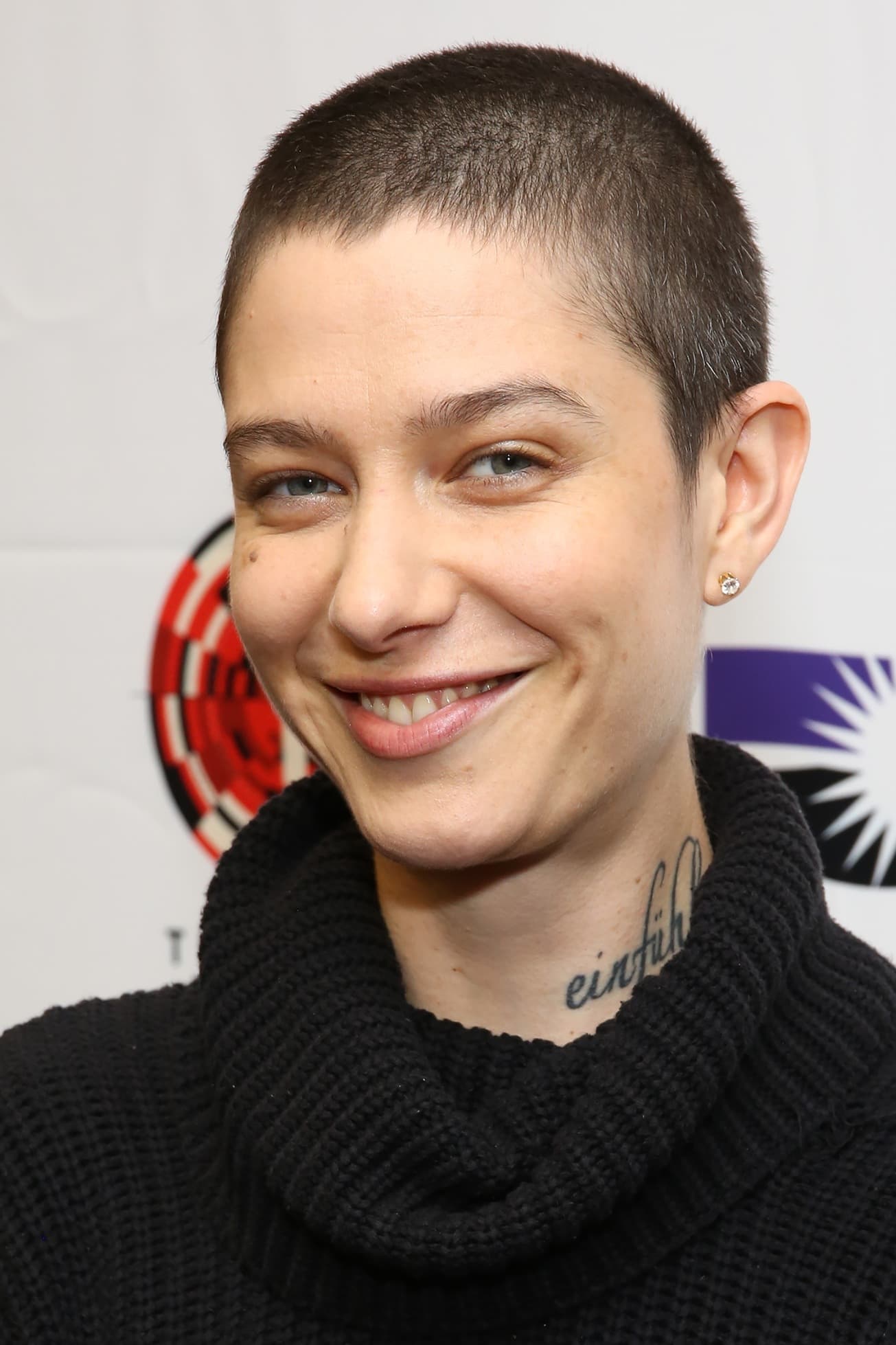 بازیگر Asia Kate Dillon  