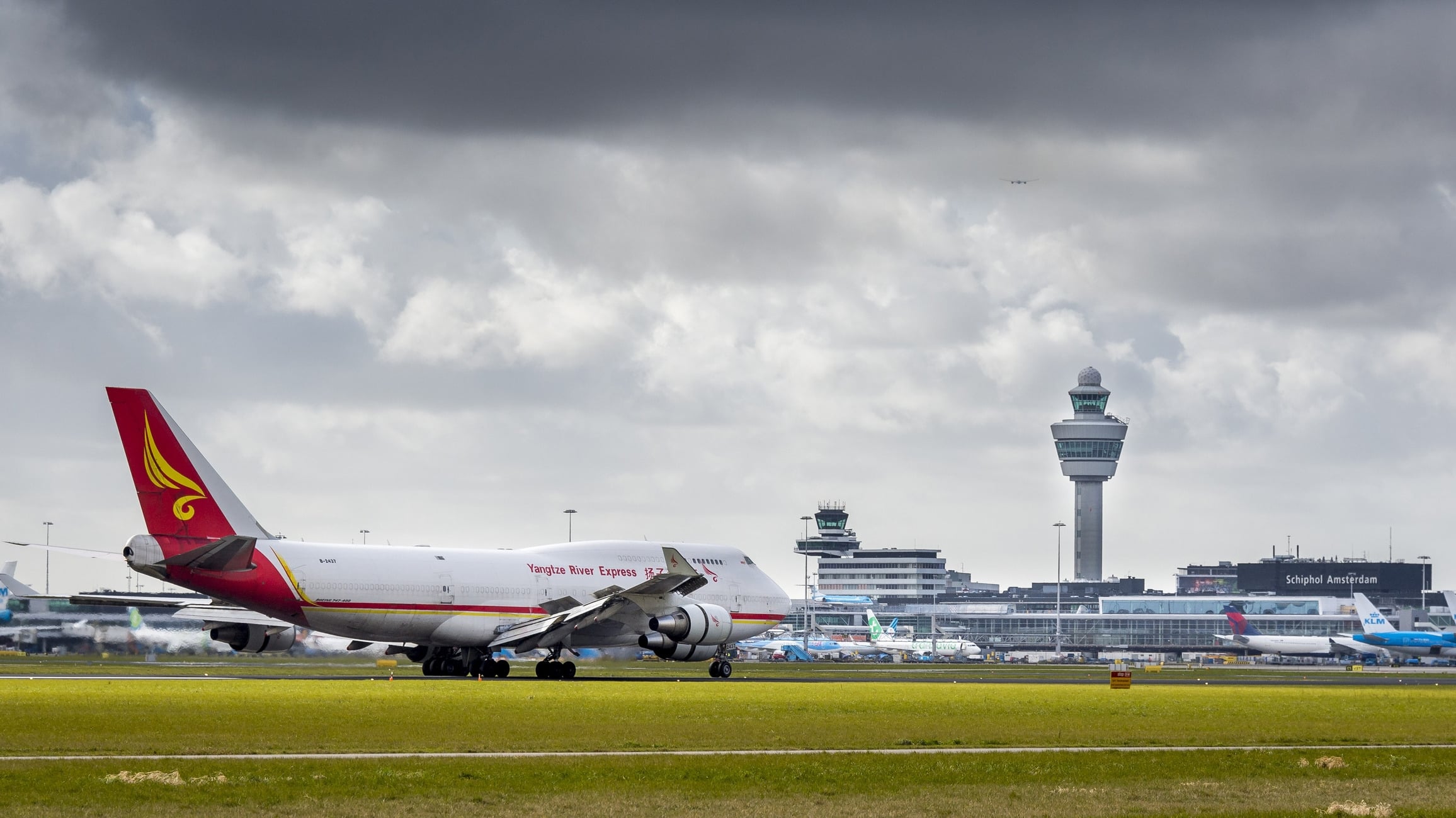 100 jaar Schiphol: Luchtzaken onder de zeespiegel|100 jaar Schiphol: Luchtzaken onder de zeespiegel