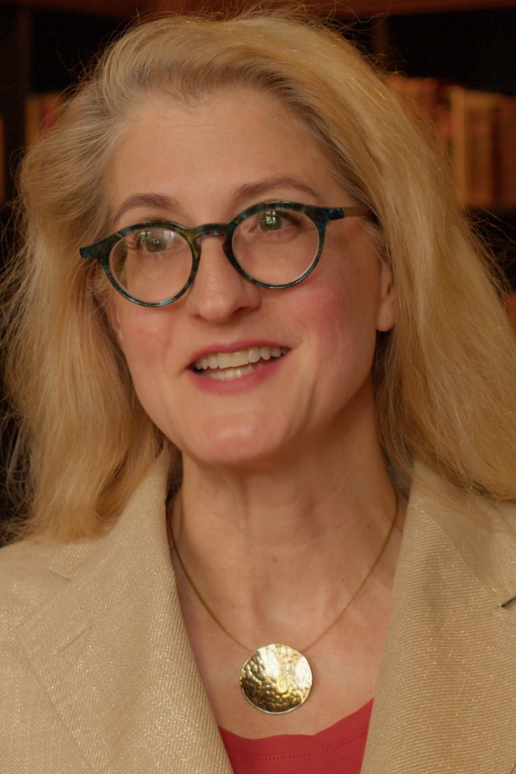 بازیگر Lucinda Martin  