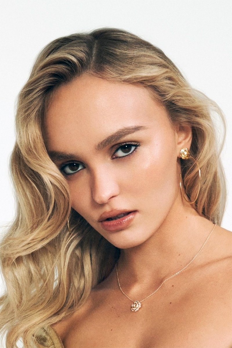 بازیگر Lily-Rose Depp  