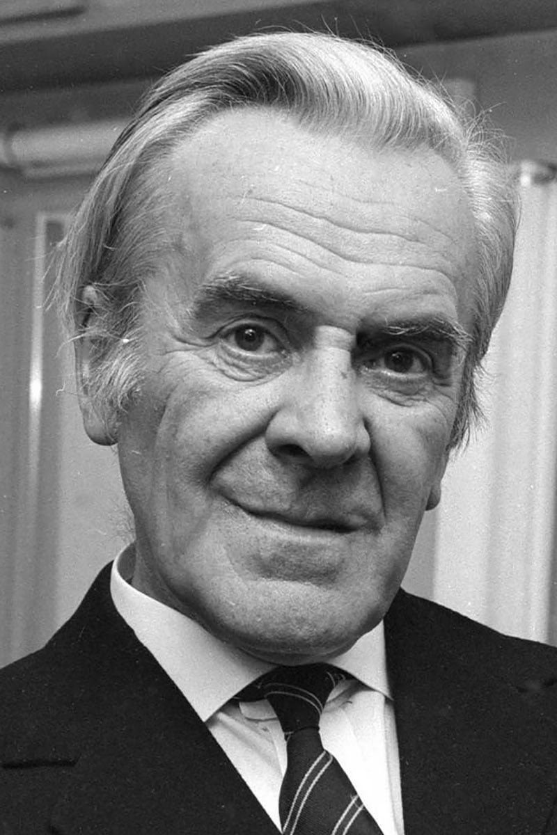 بازیگر John Le Mesurier  