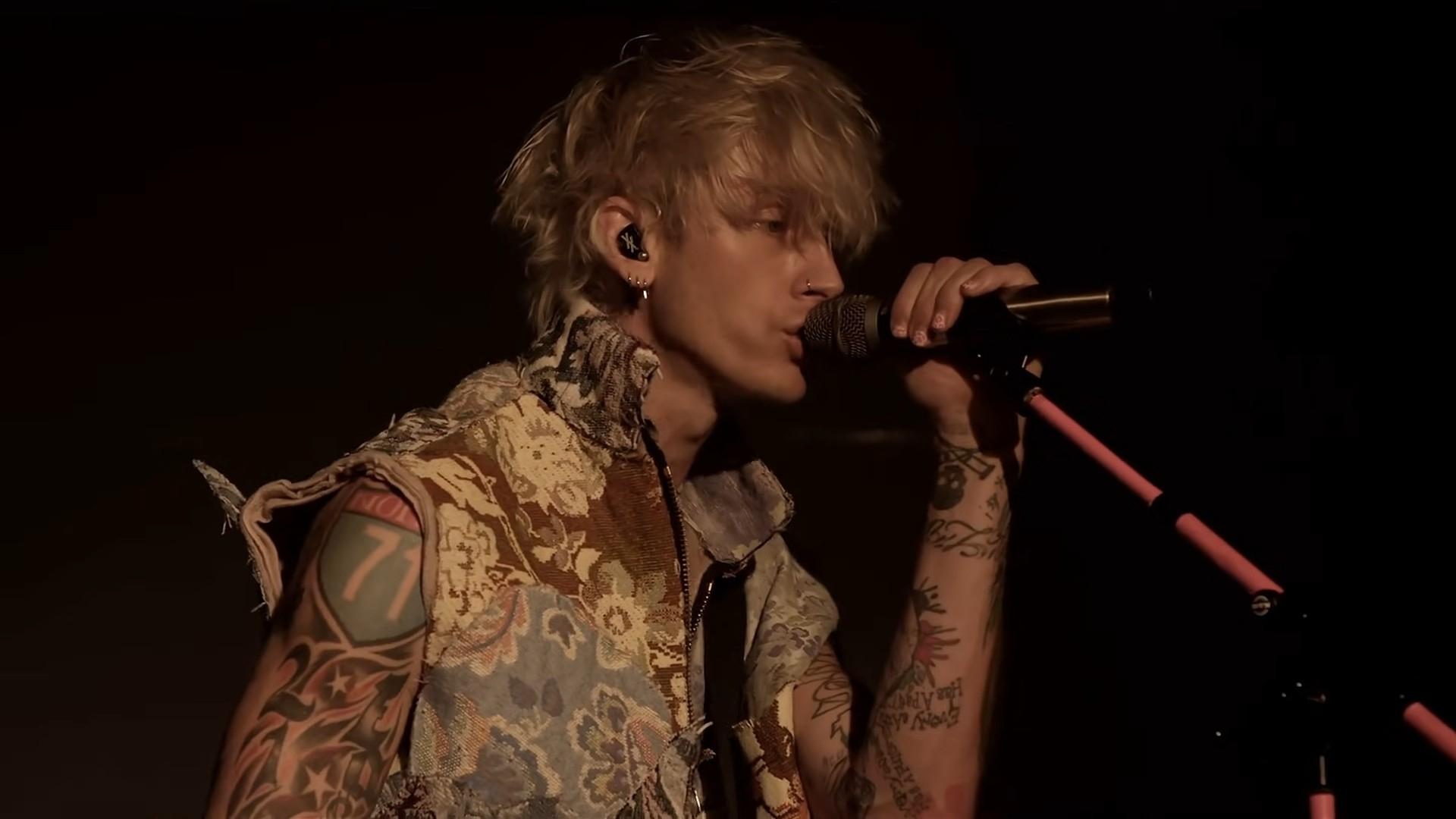 Machine Gun Kelly - Tickets to My Downfall (Live at The Roxy)|Machine Gun Kelly - Tickets to My Downfall (Live at The Roxy)