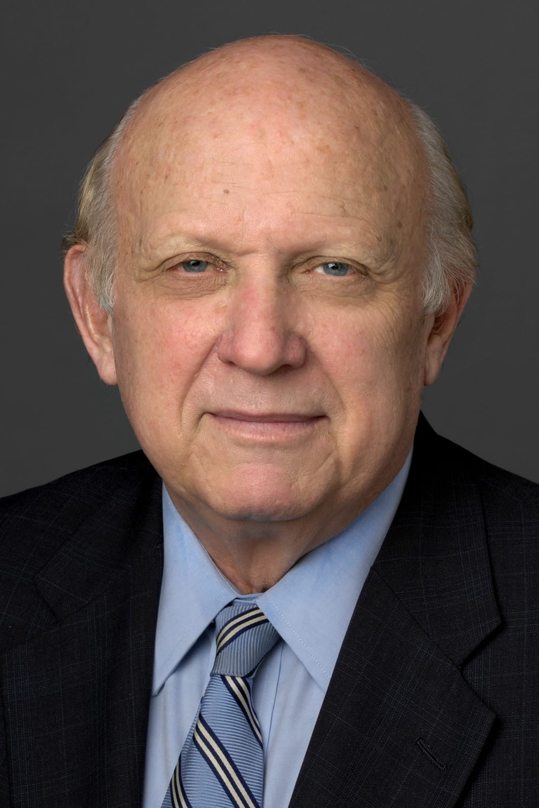 بازیگر Floyd Abrams  