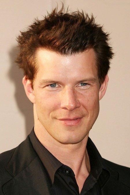 بازیگر Eric Mabius  