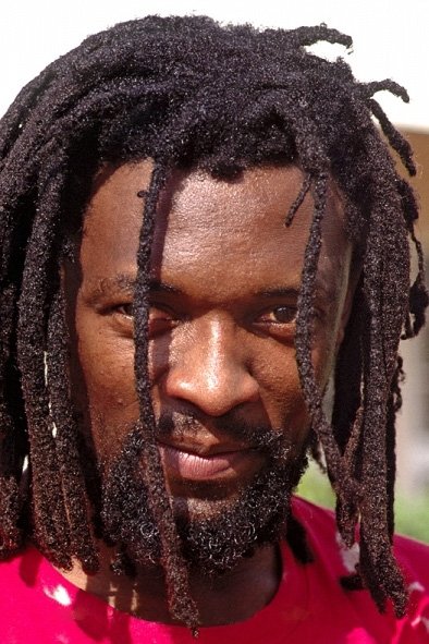 بازیگر Lucky Dube  