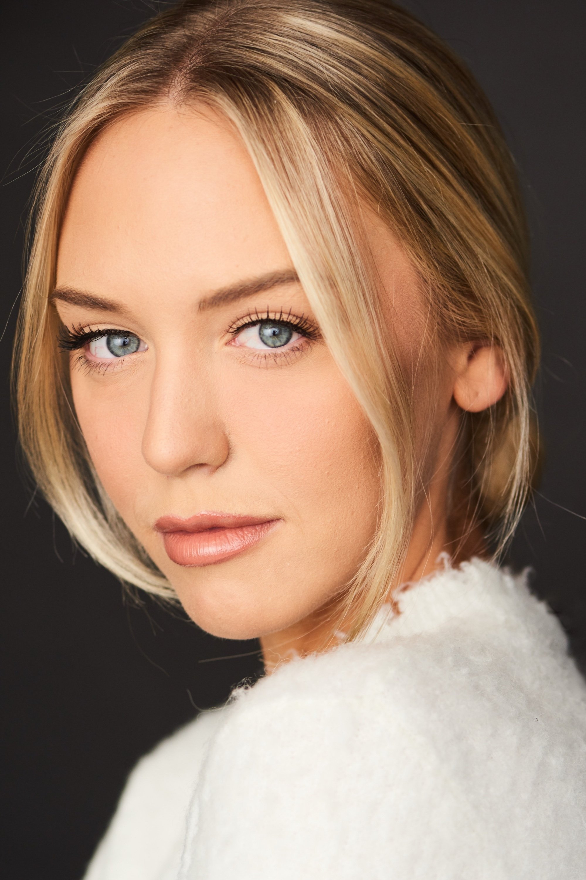 بازیگر Paige Mobley  