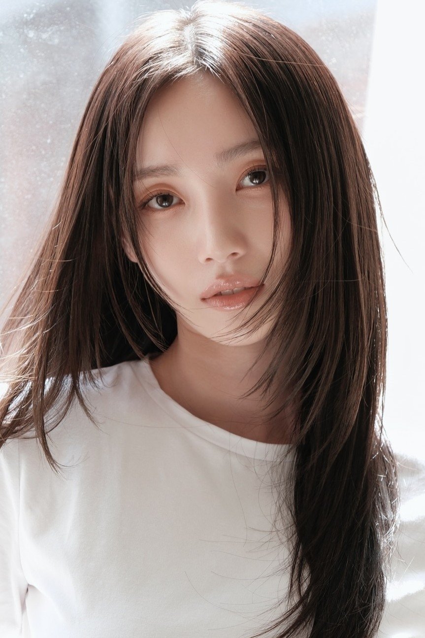 بازیگر Song Han-hee  