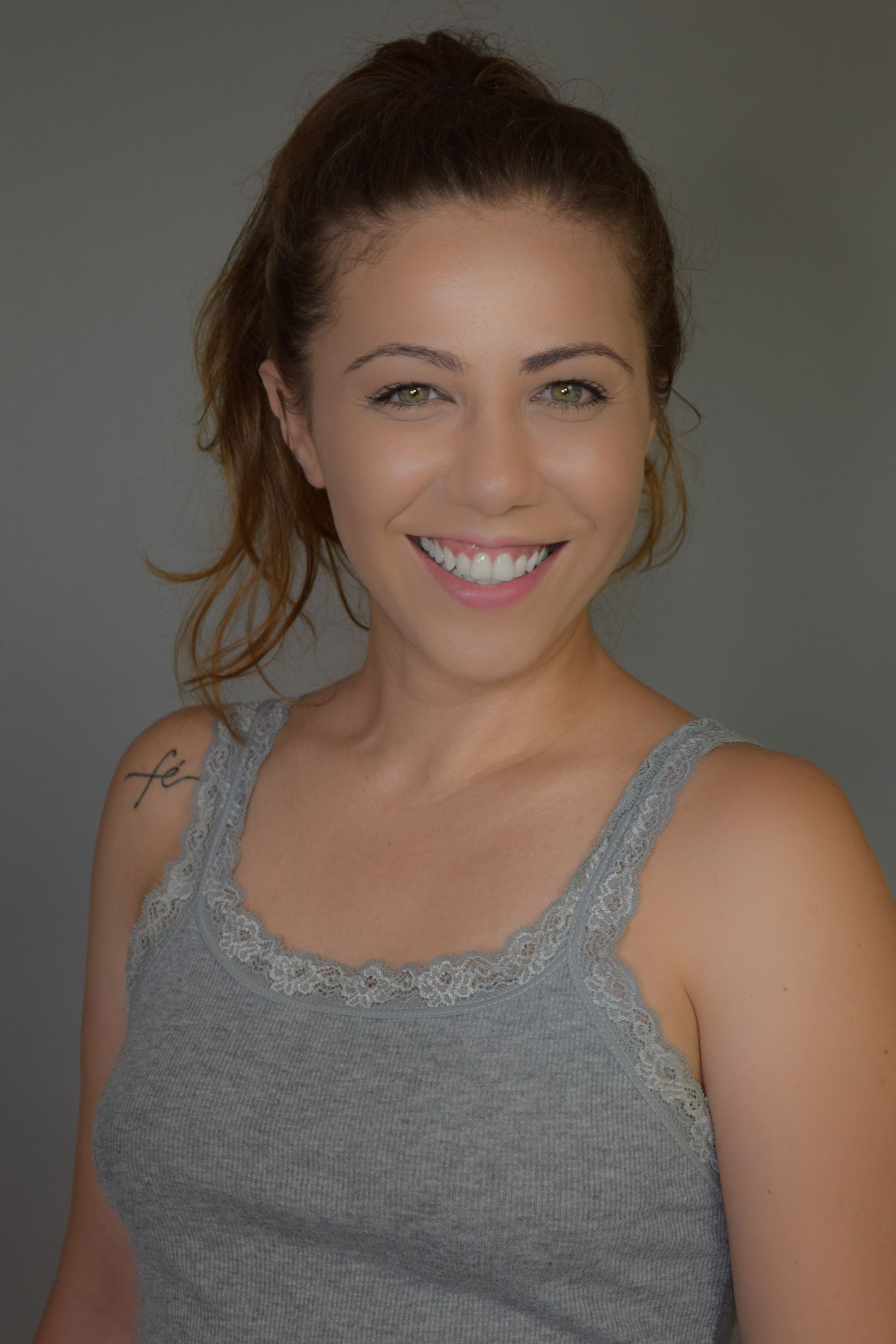 بازیگر Aline Carválho  