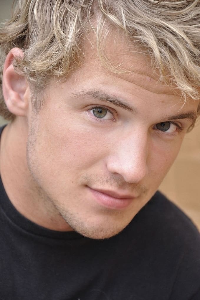 بازیگر Freddie Stroma  