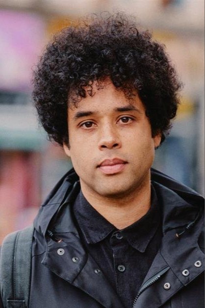 بازیگر Johny Pitts  