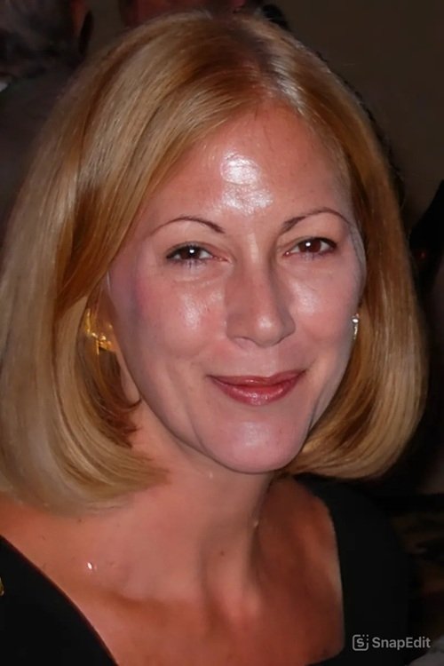 بازیگر Delia Fine  