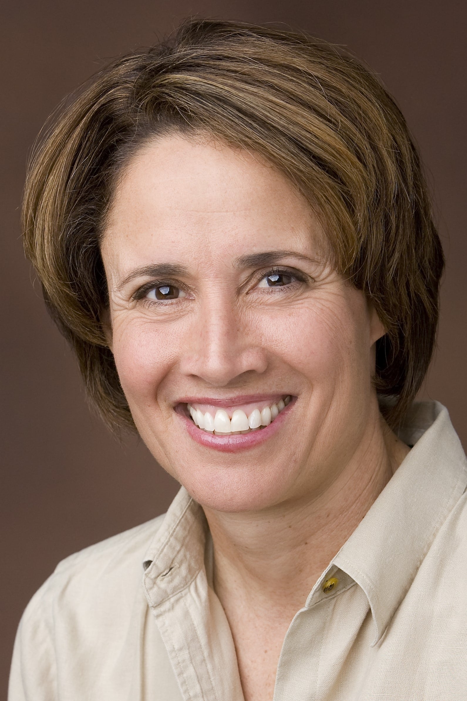 بازیگر Mary Carillo  