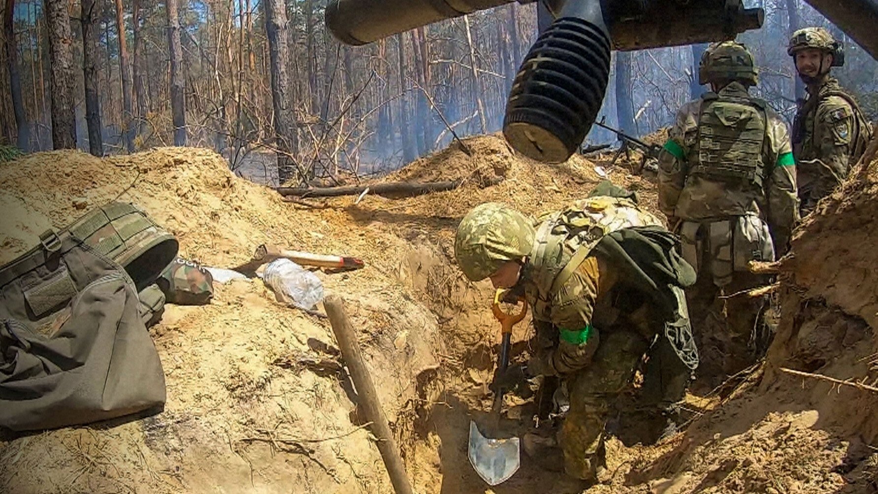 Ukraine's Civilian Soldiers: The War Recorded on Smartphones|Ukraine's Civilian Soldiers: The War Recorded on Smartphones