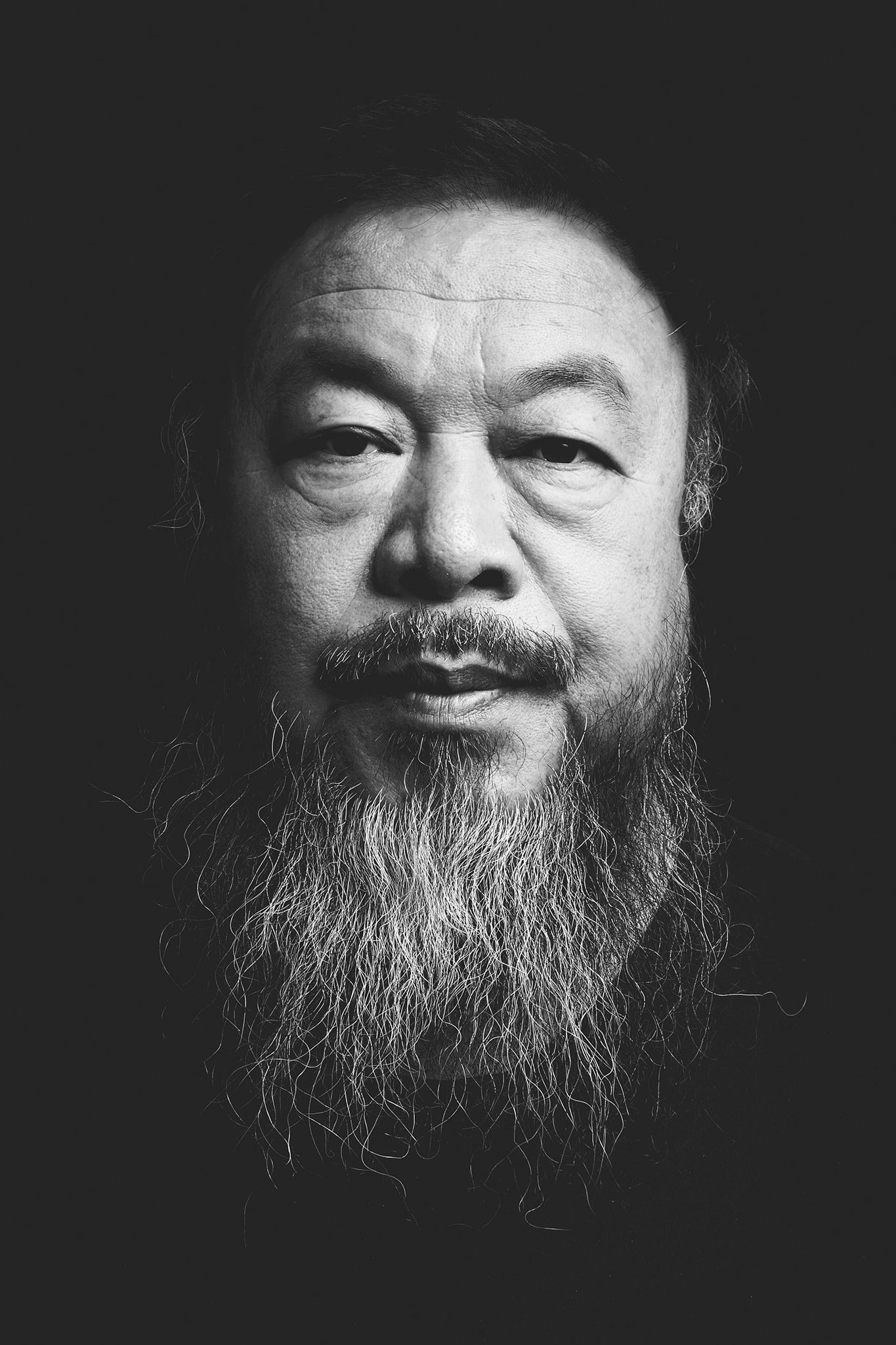 بازیگر Ai Weiwei  