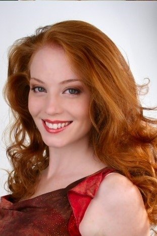بازیگر Jillian Smalley  