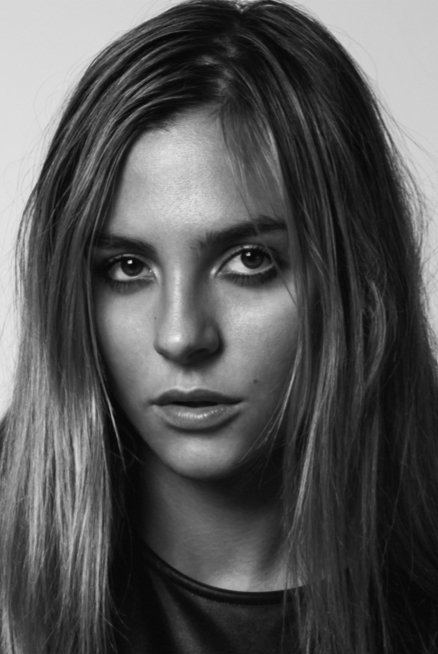 بازیگر Mitzi Peirone  