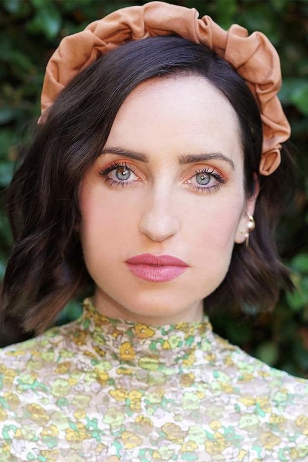 بازیگر Zoe Lister-Jones  