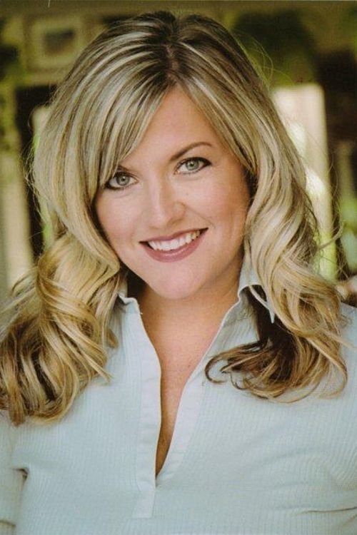 بازیگر Angela Seger  
