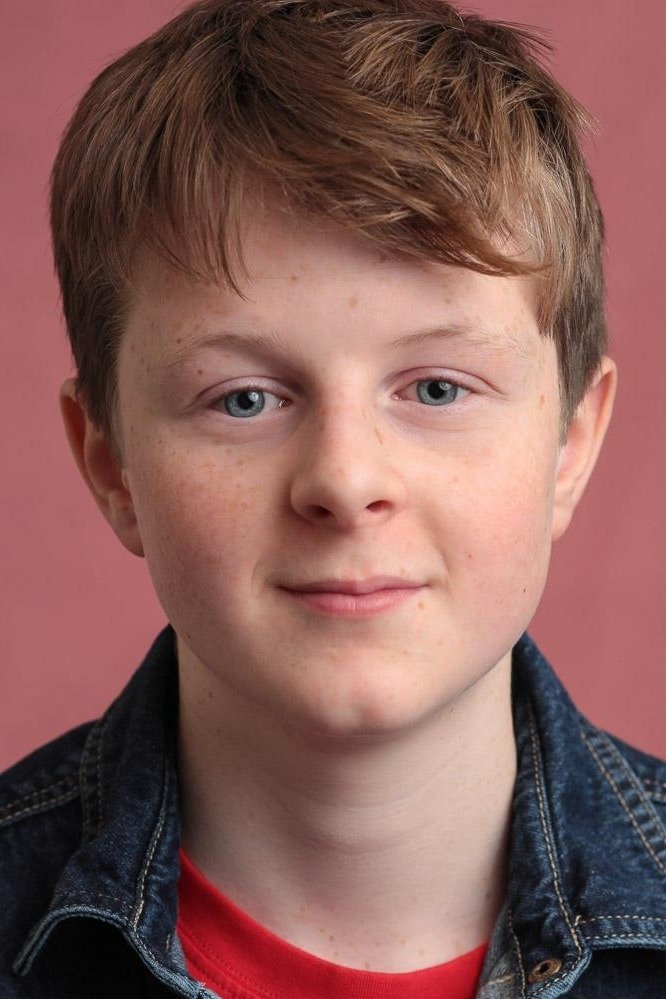 بازیگر Harrison Metcalfe  