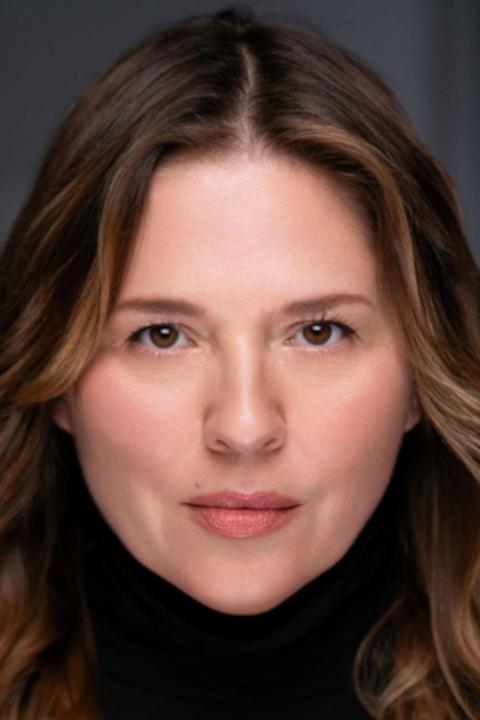 بازیگر Lisa Hampton  