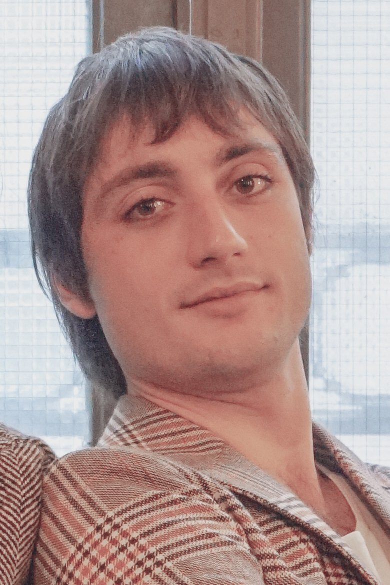 بازیگر Anatole "Toto" Serret  
