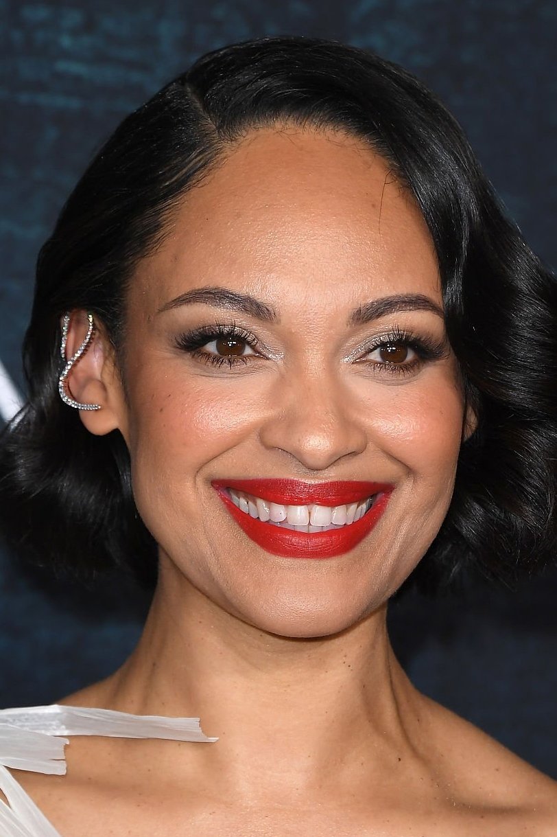 بازیگر Cynthia Addai-Robinson  