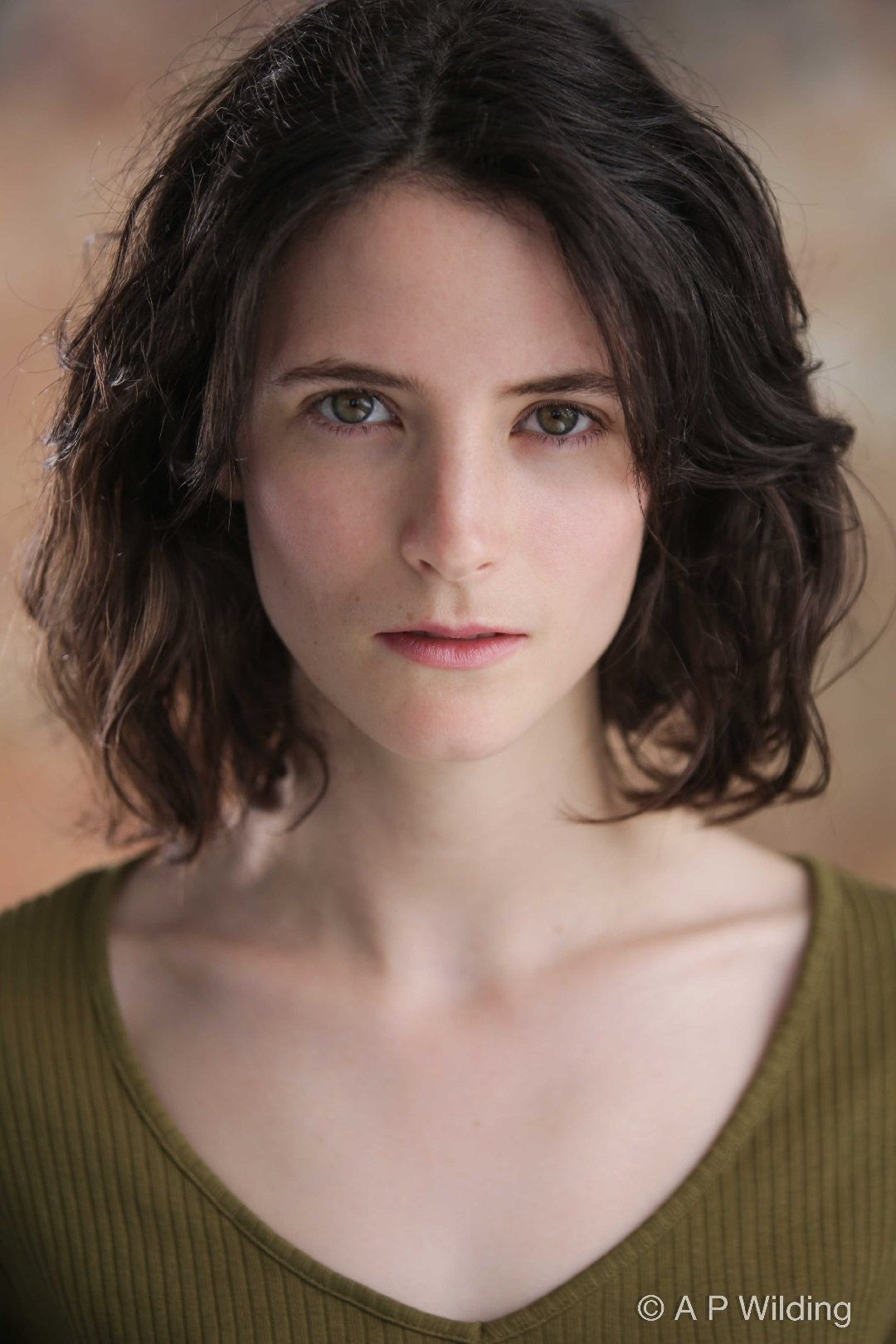 بازیگر Madeleine Magee Carr  