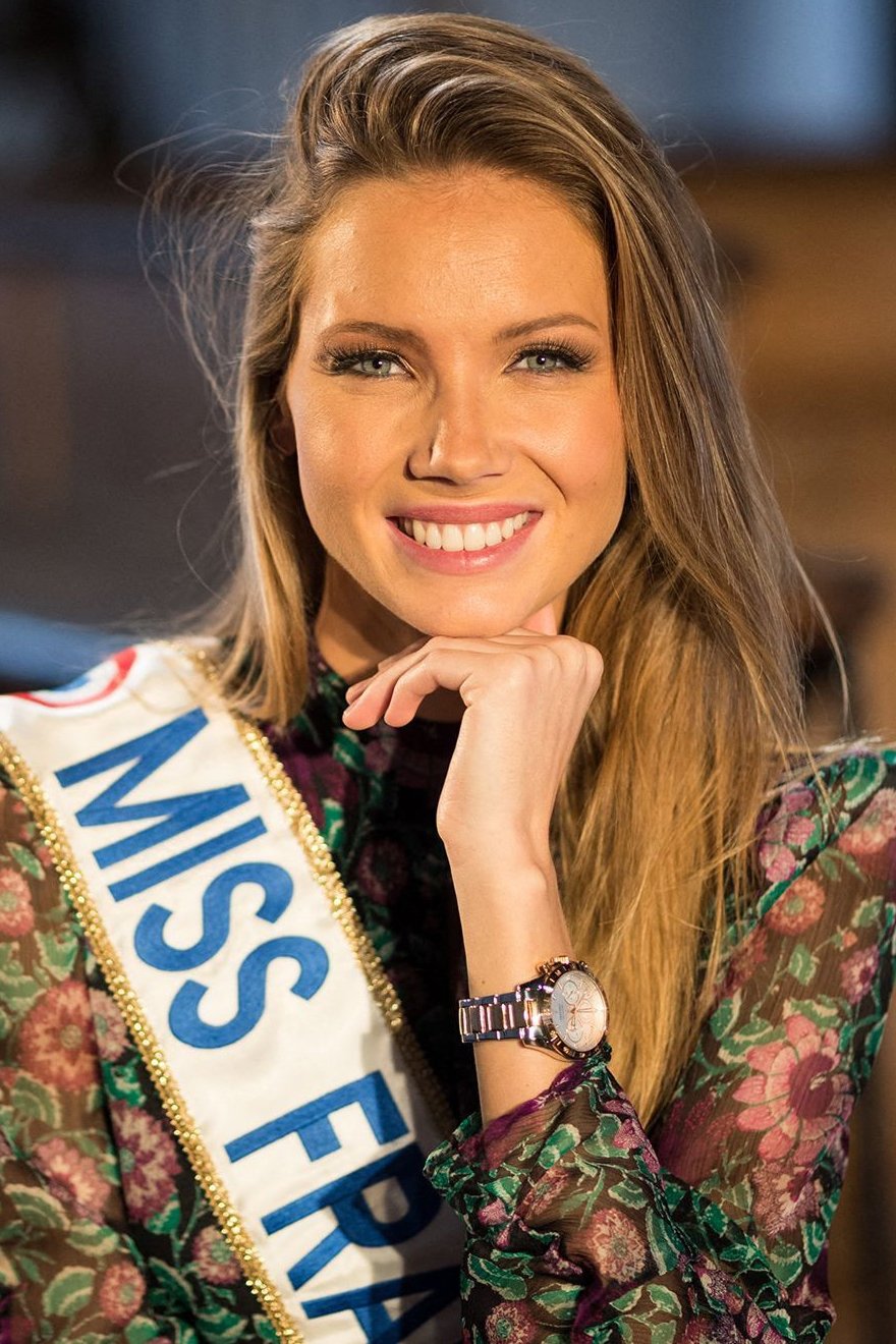 بازیگر Amandine Petit  