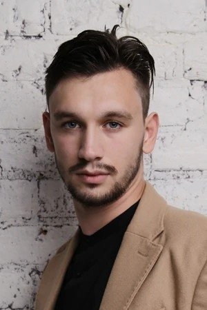 بازیگر Andrij Zhuravsky  