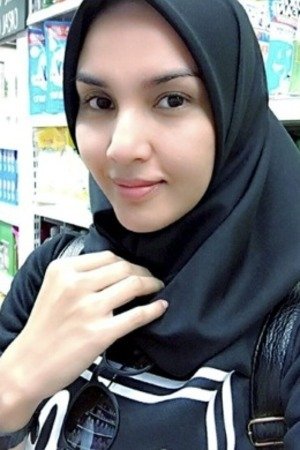 بازیگر Fiza Halim  