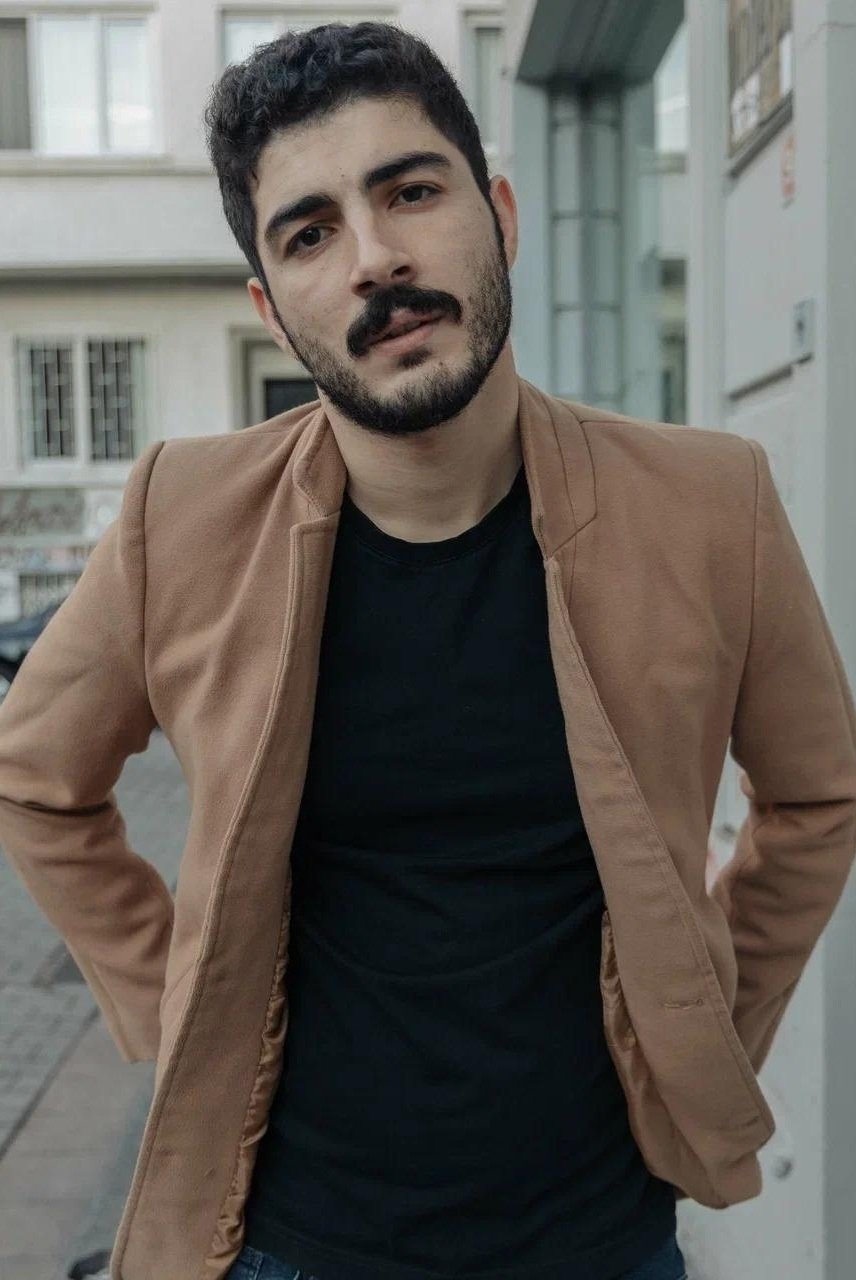 بازیگر Volkan Kıran  