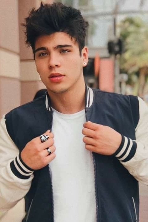 بازیگر Sebastian Villalobos  