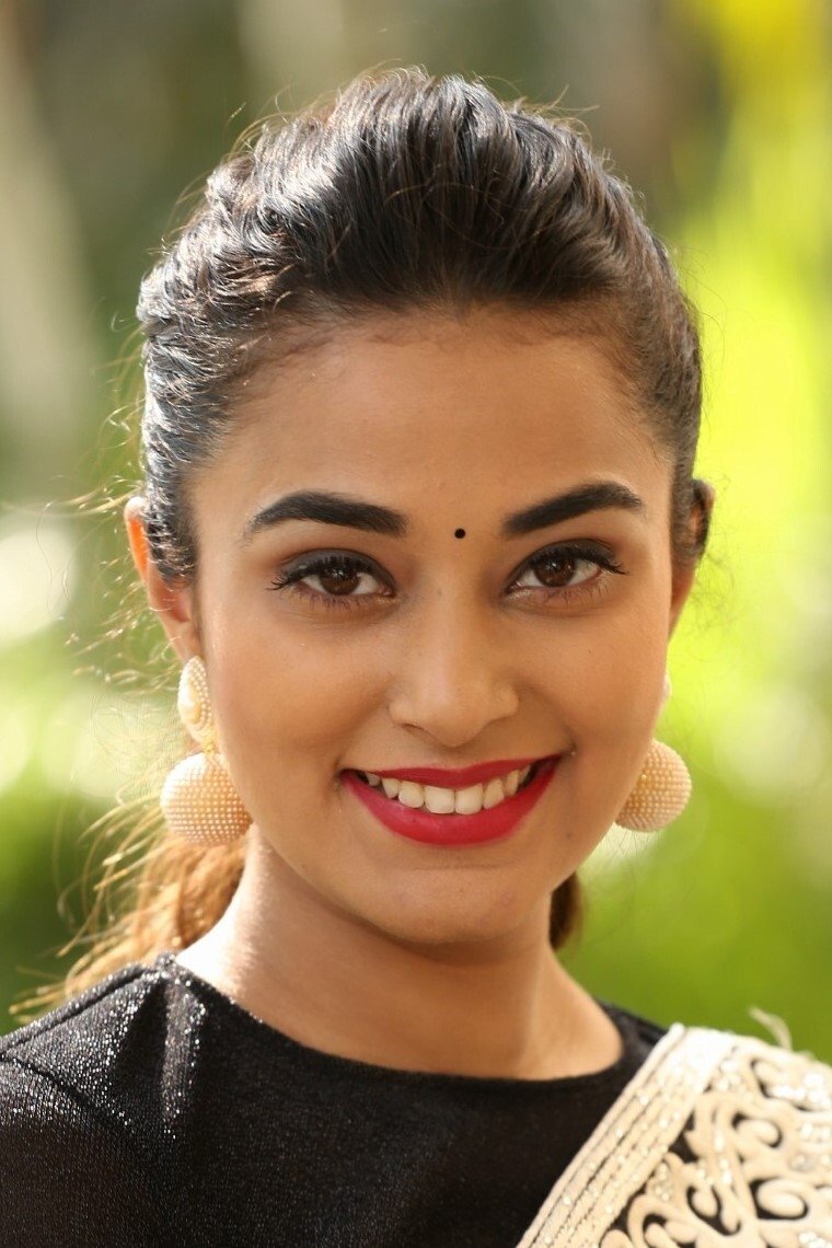 بازیگر Stefy Patel  