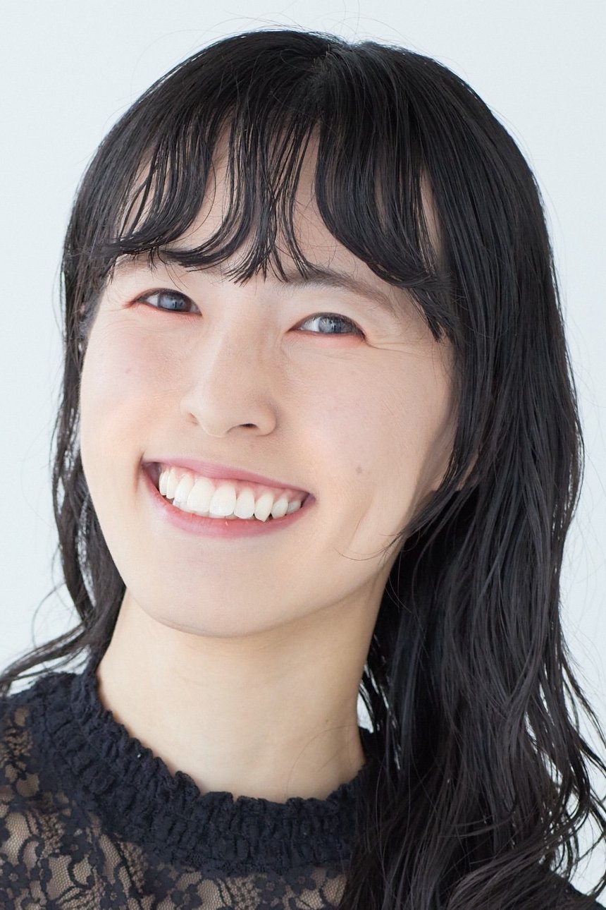 بازیگر 村井美里  
