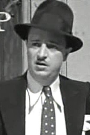بازیگر Charles Dorety  
