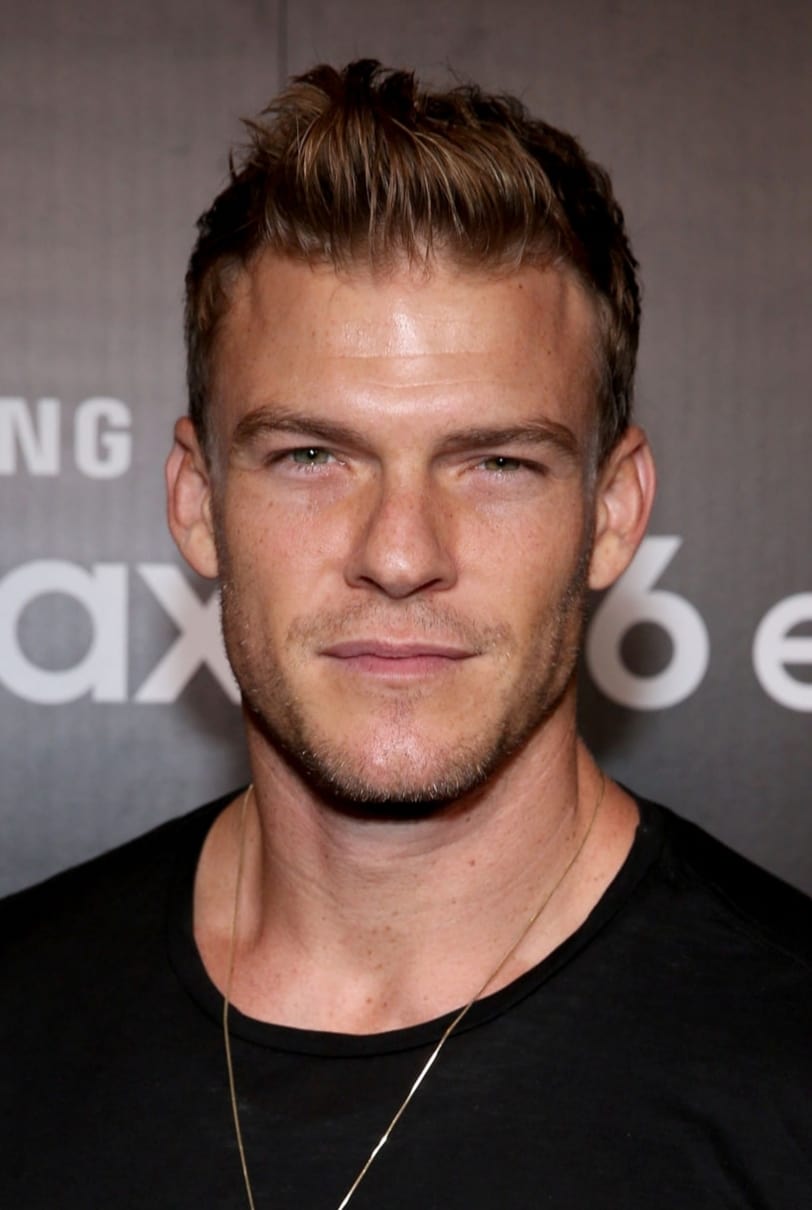 بازیگر Alan Ritchson  