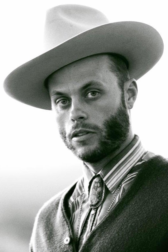 بازیگر Charley Crockett  