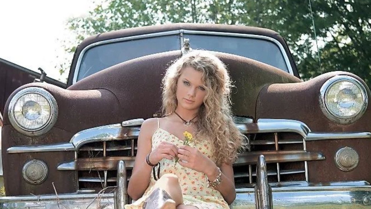 Taylor Swift: A Place in This World|Taylor Swift: A Place in This World