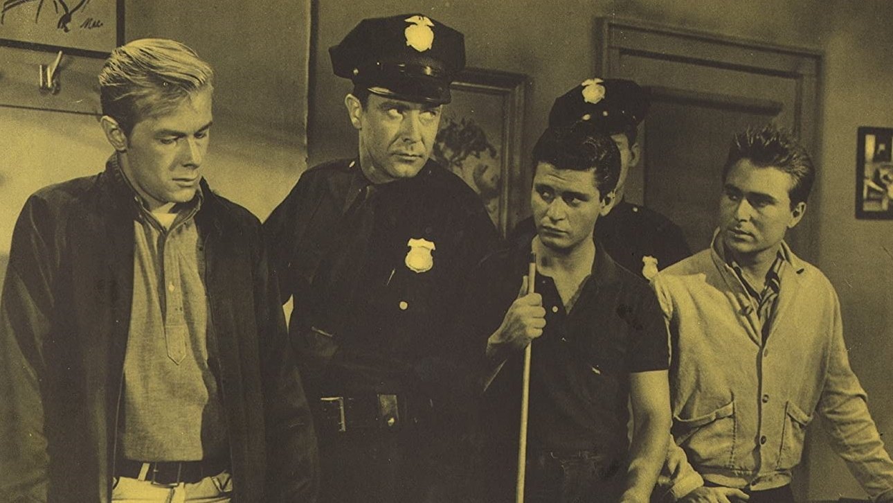 Incident in an Alley|Incident in an Alley