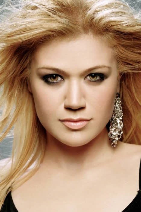 بازیگر Kelly Clarkson  