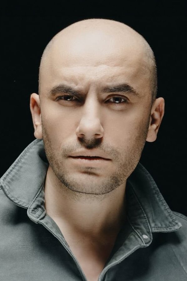بازیگر Giray Altınok  